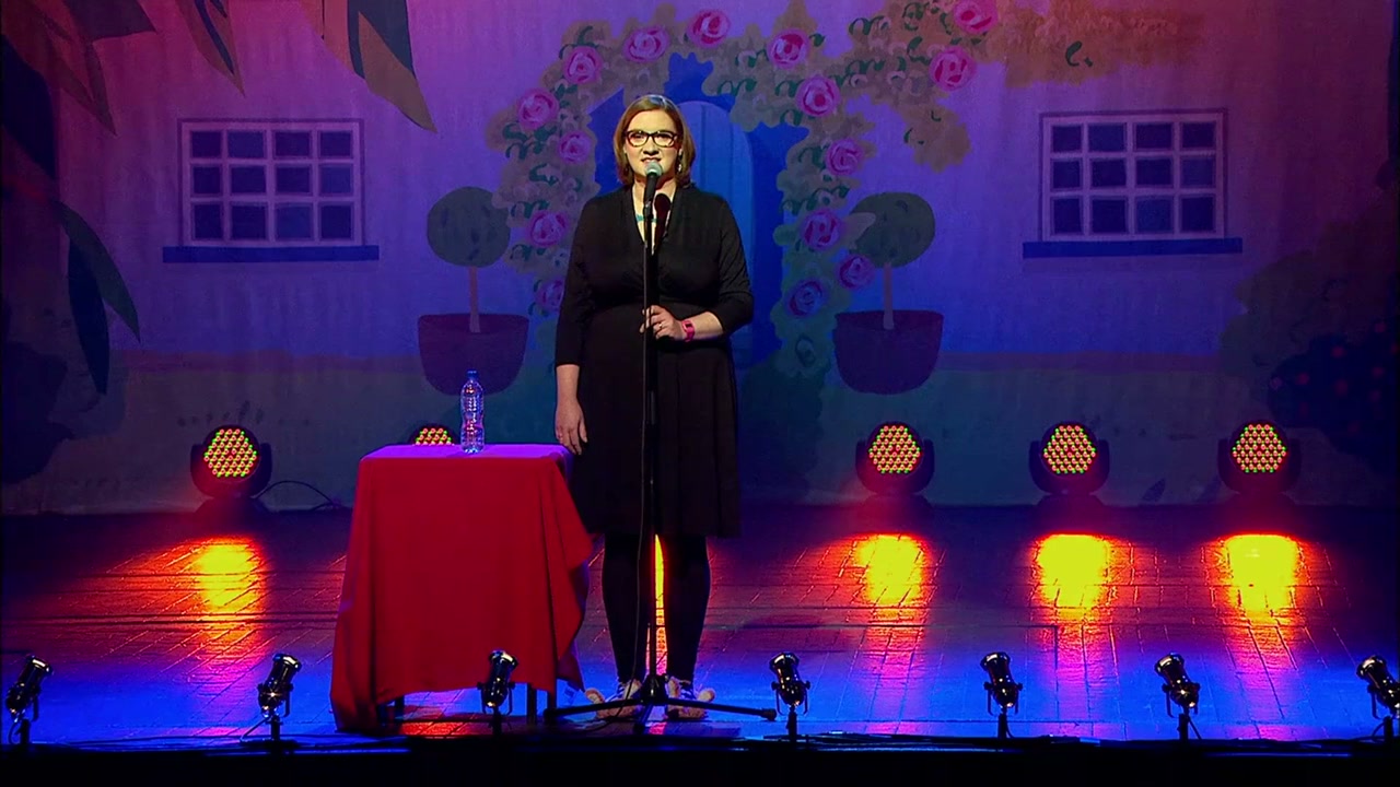 Sarah Millican: Home Bird Live screenshot 1