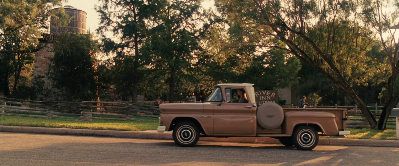 Seven Days in Utopia screenshot 1