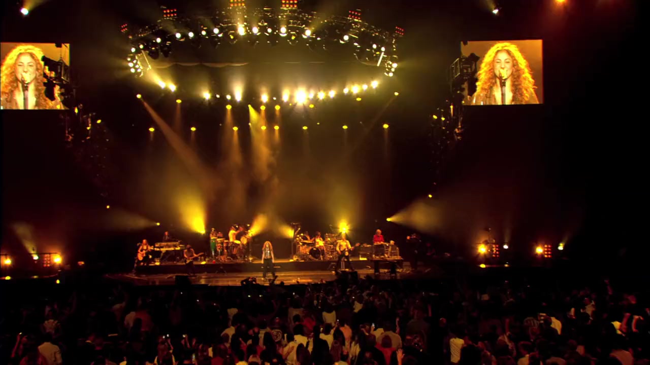 Shakira Oral Fixation Tour 2007 screenshot 1