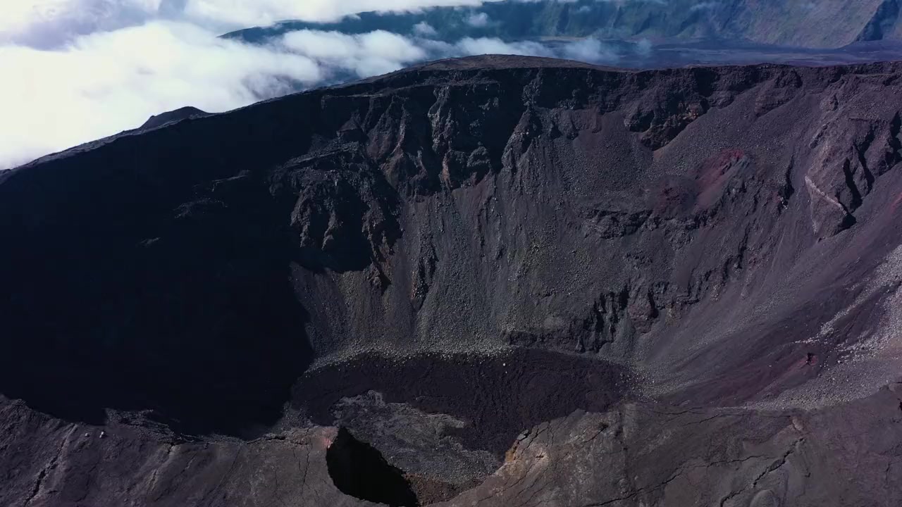 Sharkcano screenshot 2