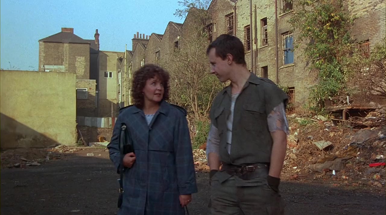 Shirley Valentine screenshot 1