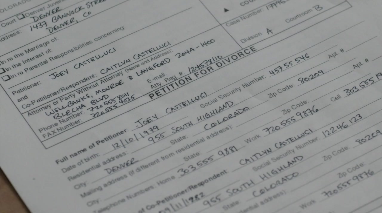 Signed, Sealed, Delivered: From Paris with Love screenshot 1