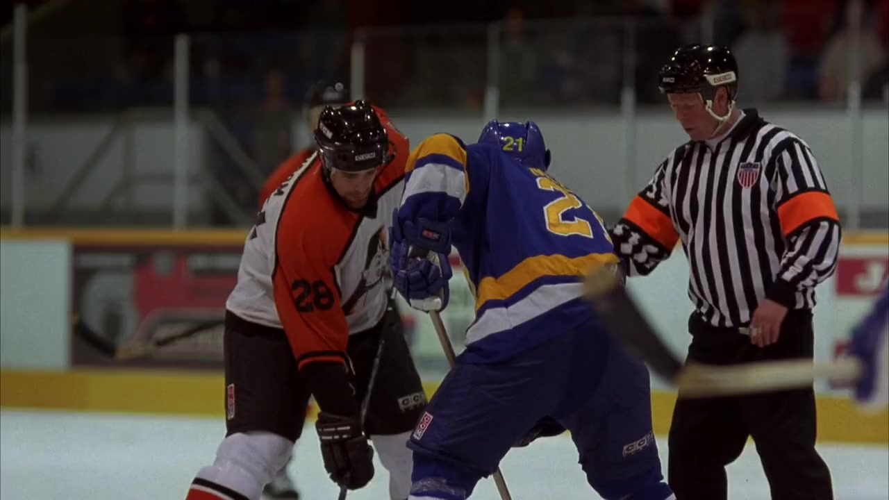 Slap Shot 2: Breaking the Ice screenshot 2
