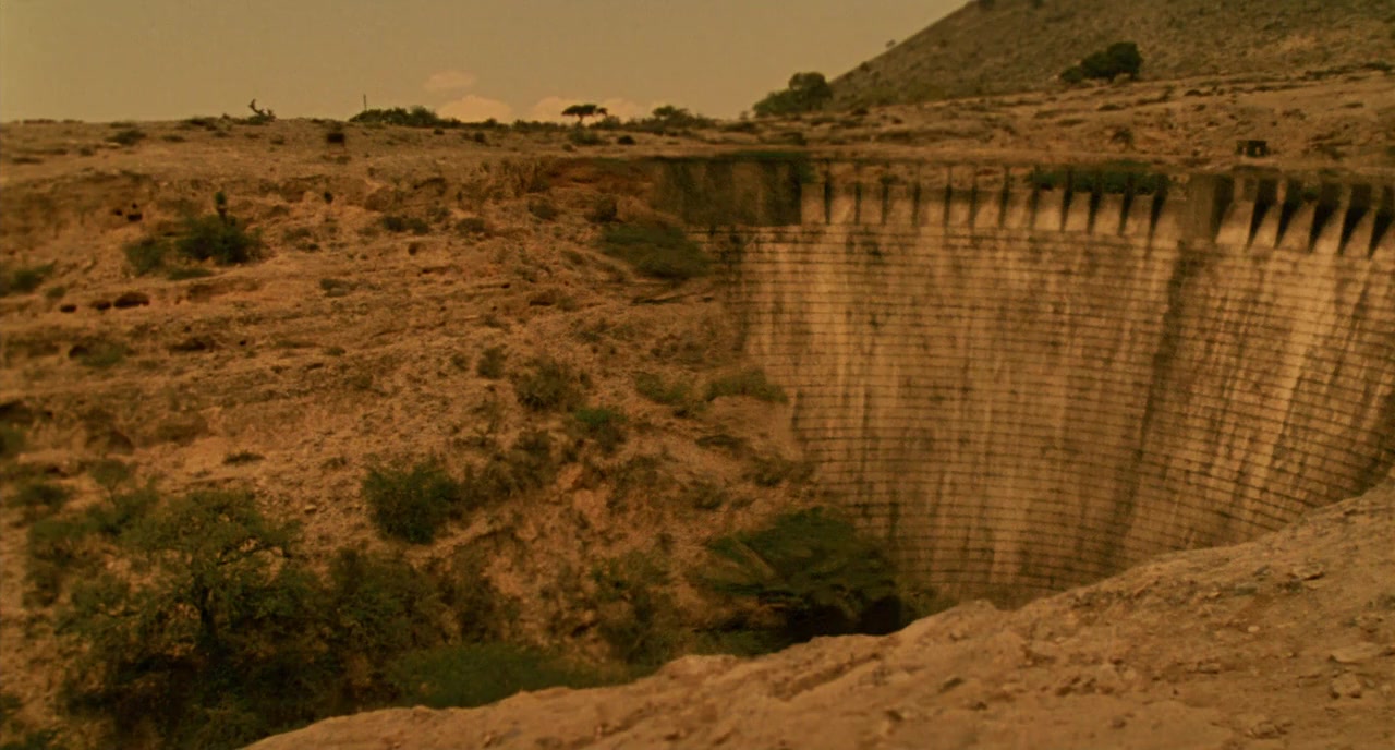 Sleep Dealer screenshot 3