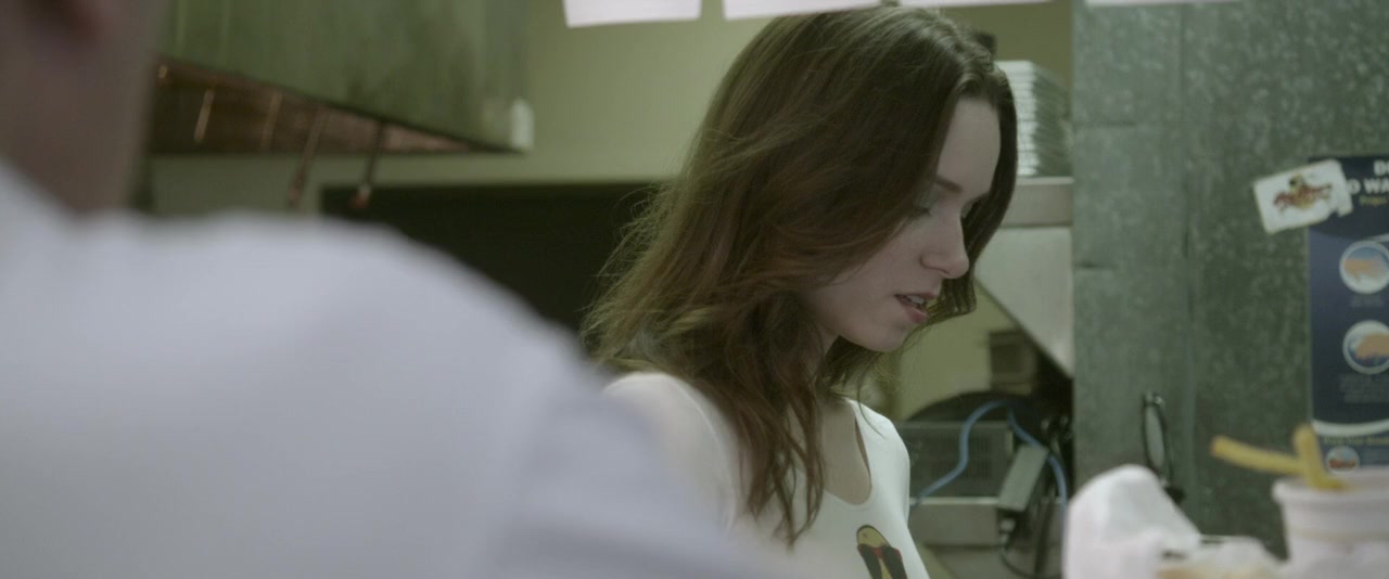 Starry Eyes screenshot 3