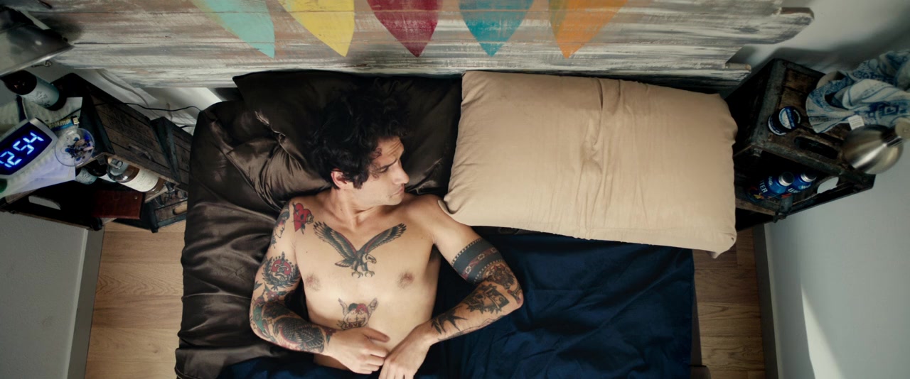 Stay Out Stay Alive screenshot 1