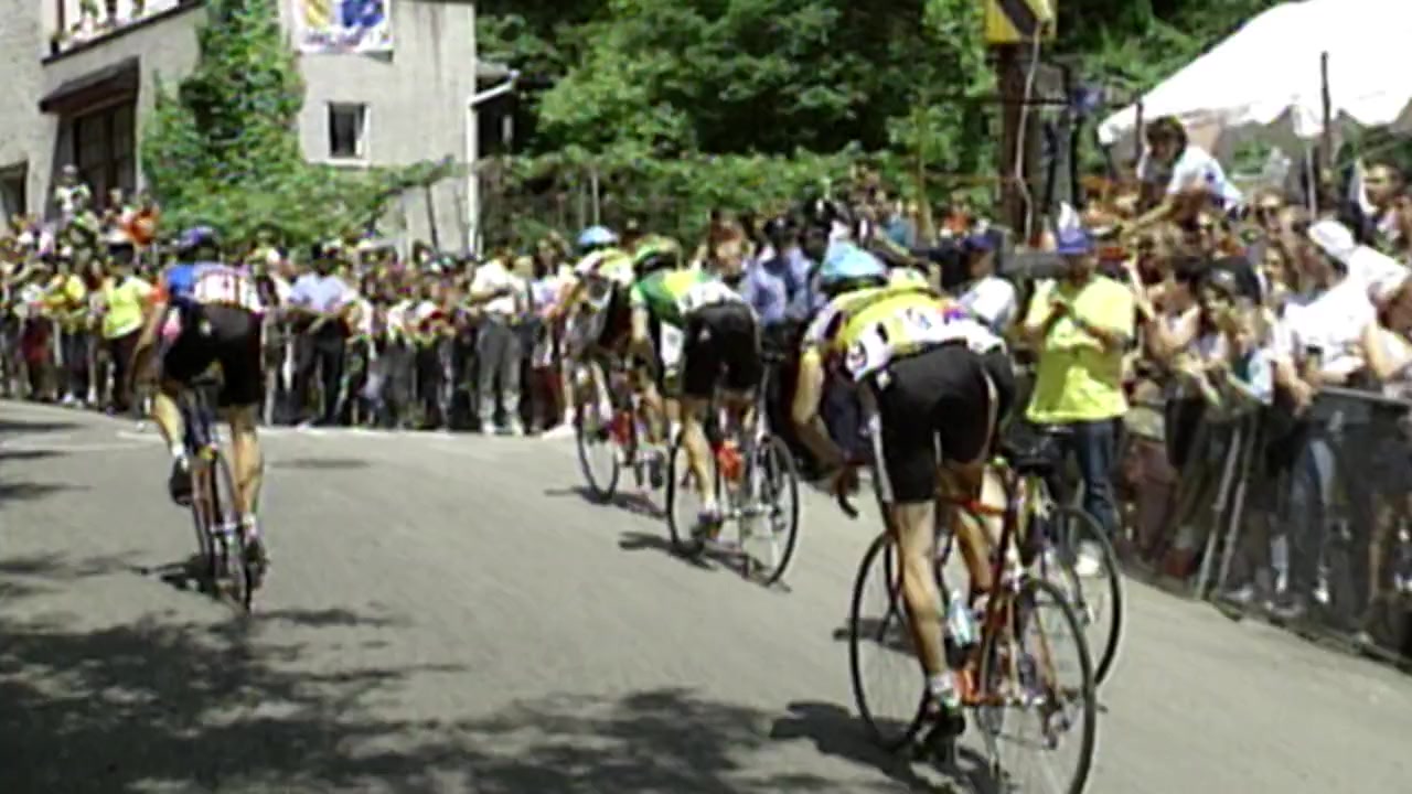 Stop at Nothing: The Lance Armstrong Story screenshot 2