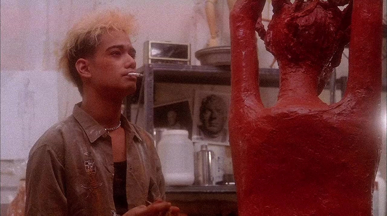 Stripped to Kill screenshot 1