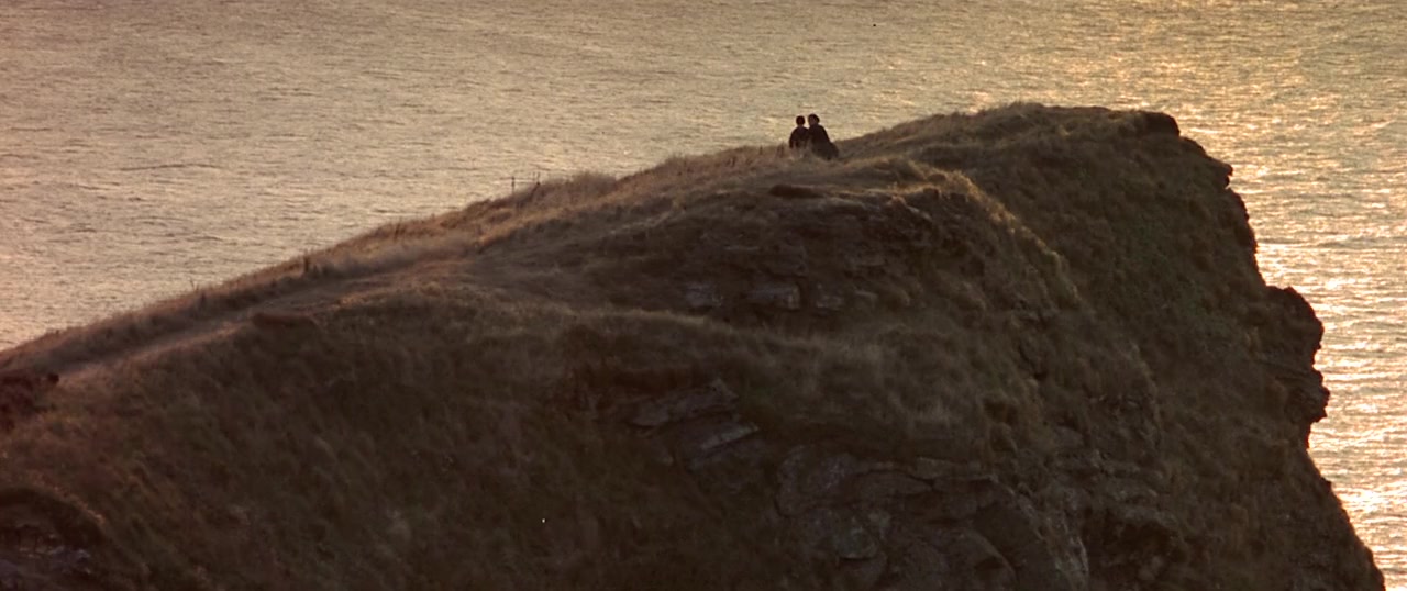 Swept from the Sea screenshot 2