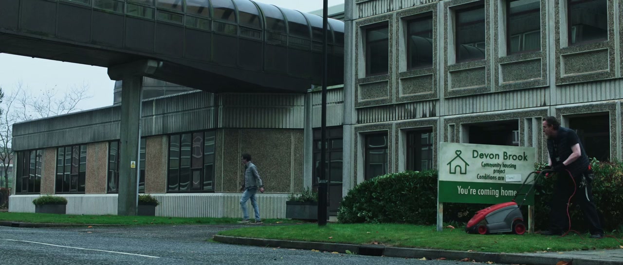 Synthesized screenshot 1