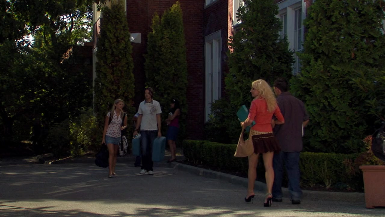 Poison Ivy: The Secret Society screenshot 3