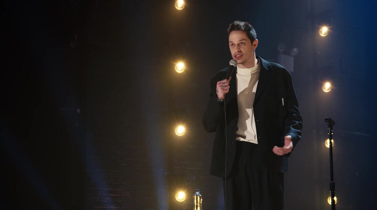 Pete Davidson: Alive from New York screenshot 3