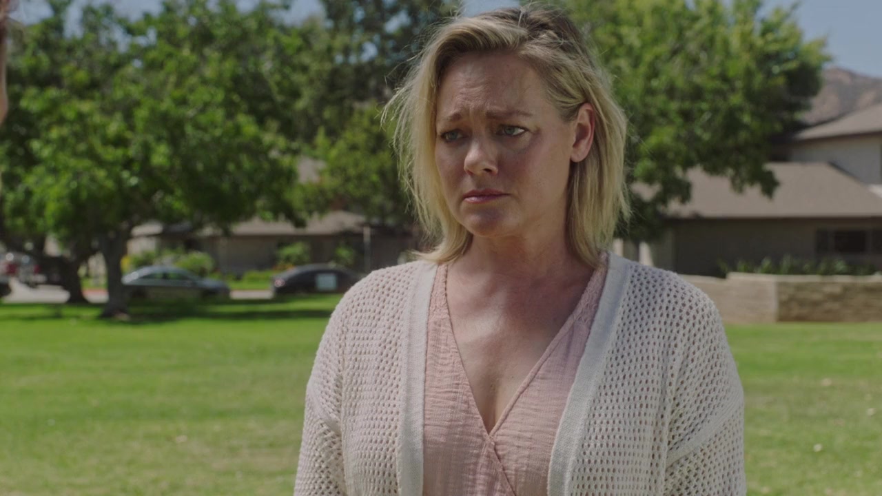 Picture Perfect Lies screenshot 3