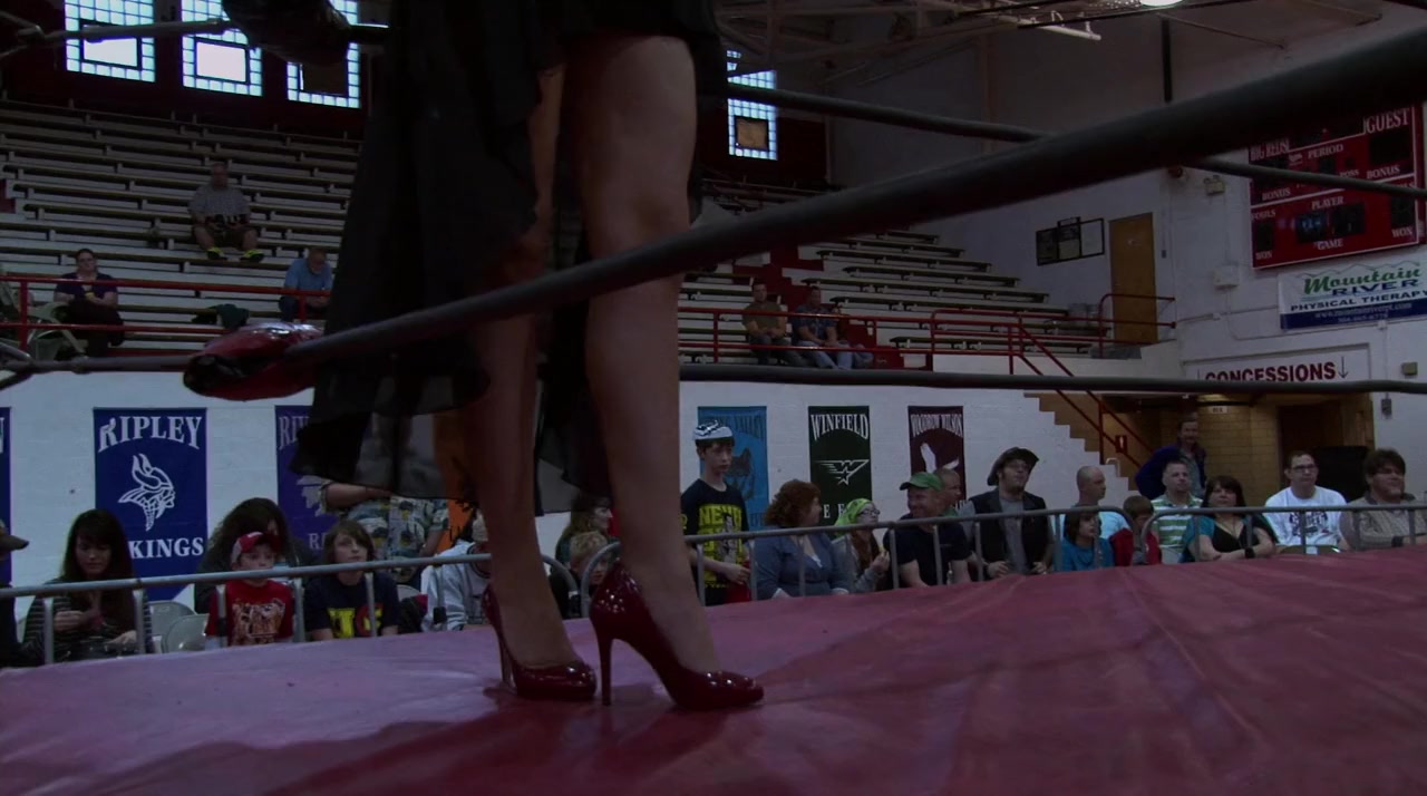 Pro Wrestlers vs Zombies screenshot 2