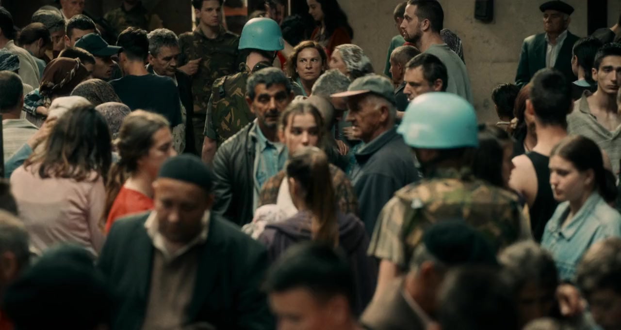 Quo Vadis, Aida? screenshot 3