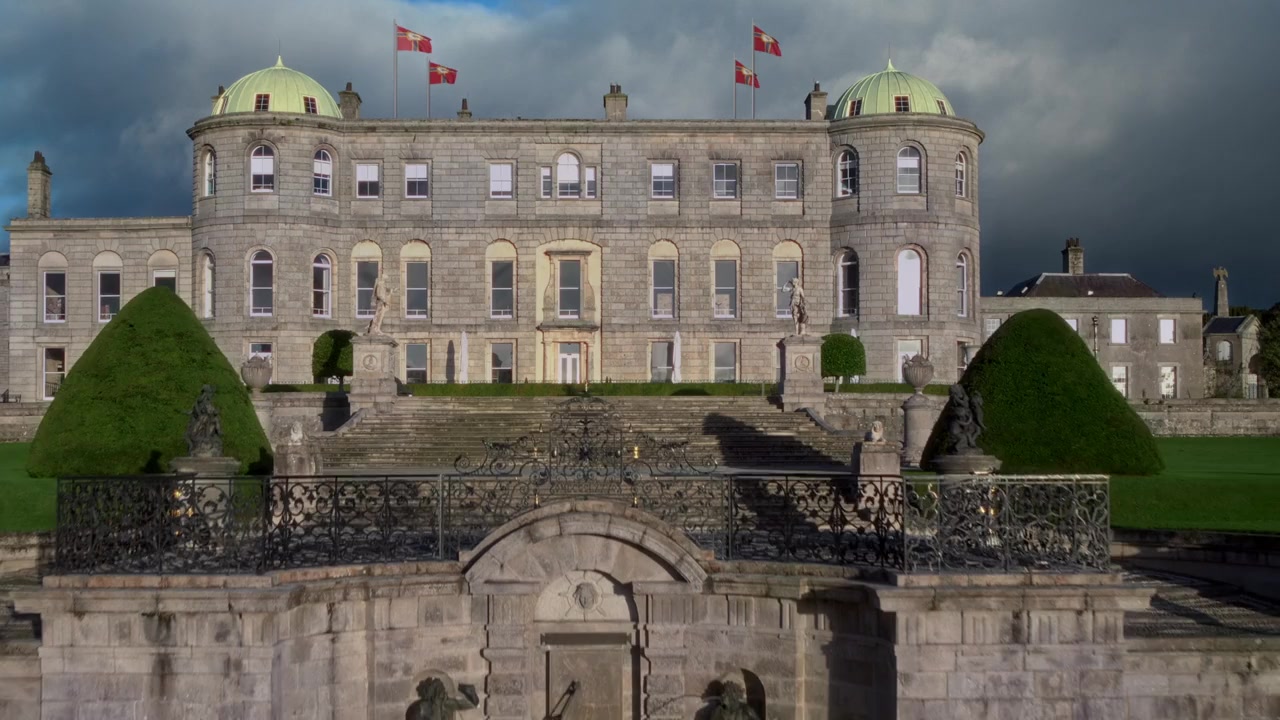 Royal-ish screenshot 1