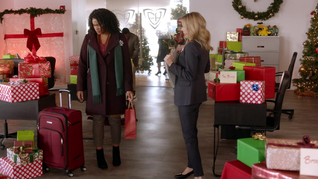 Royally Wrapped for Christmas screenshot 3