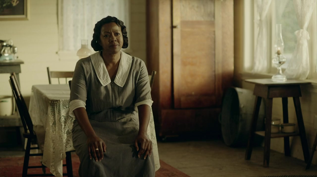 Robin Roberts Presents: Mahalia screenshot 2