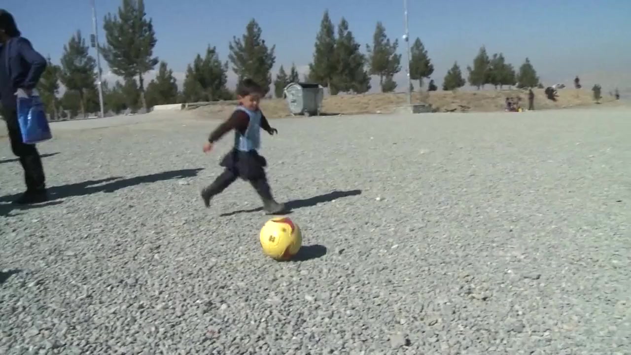 Ronaldo vs. Messi: Face Off! screenshot 2