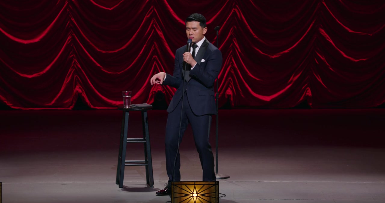 Ronny Chieng: Asian Comedian Destroys America screenshot 3