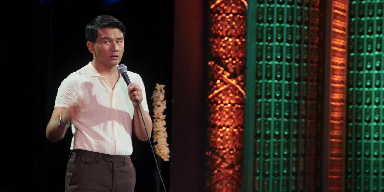 Ronny Chieng: Love to Hate It screenshot 3
