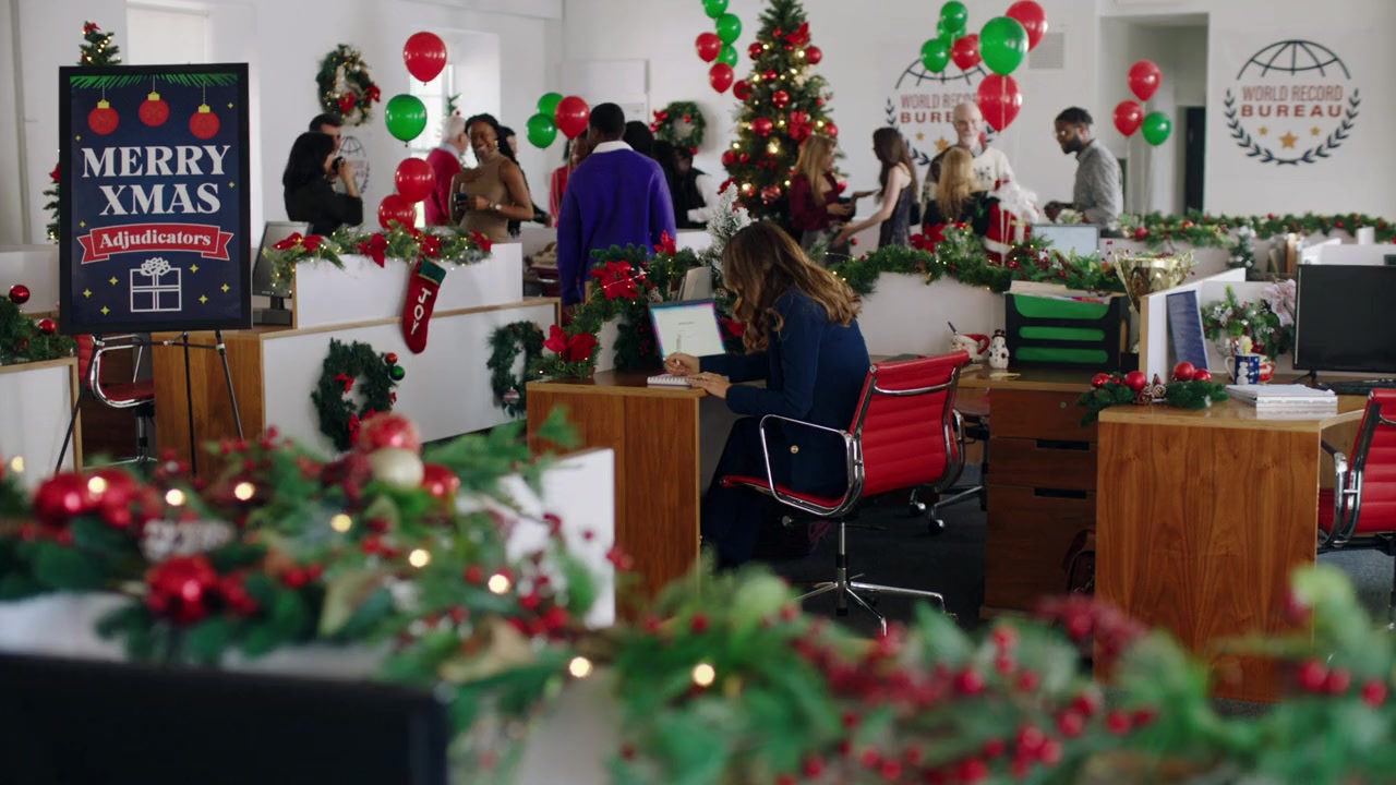 Record Breaking Christmas screenshot 2