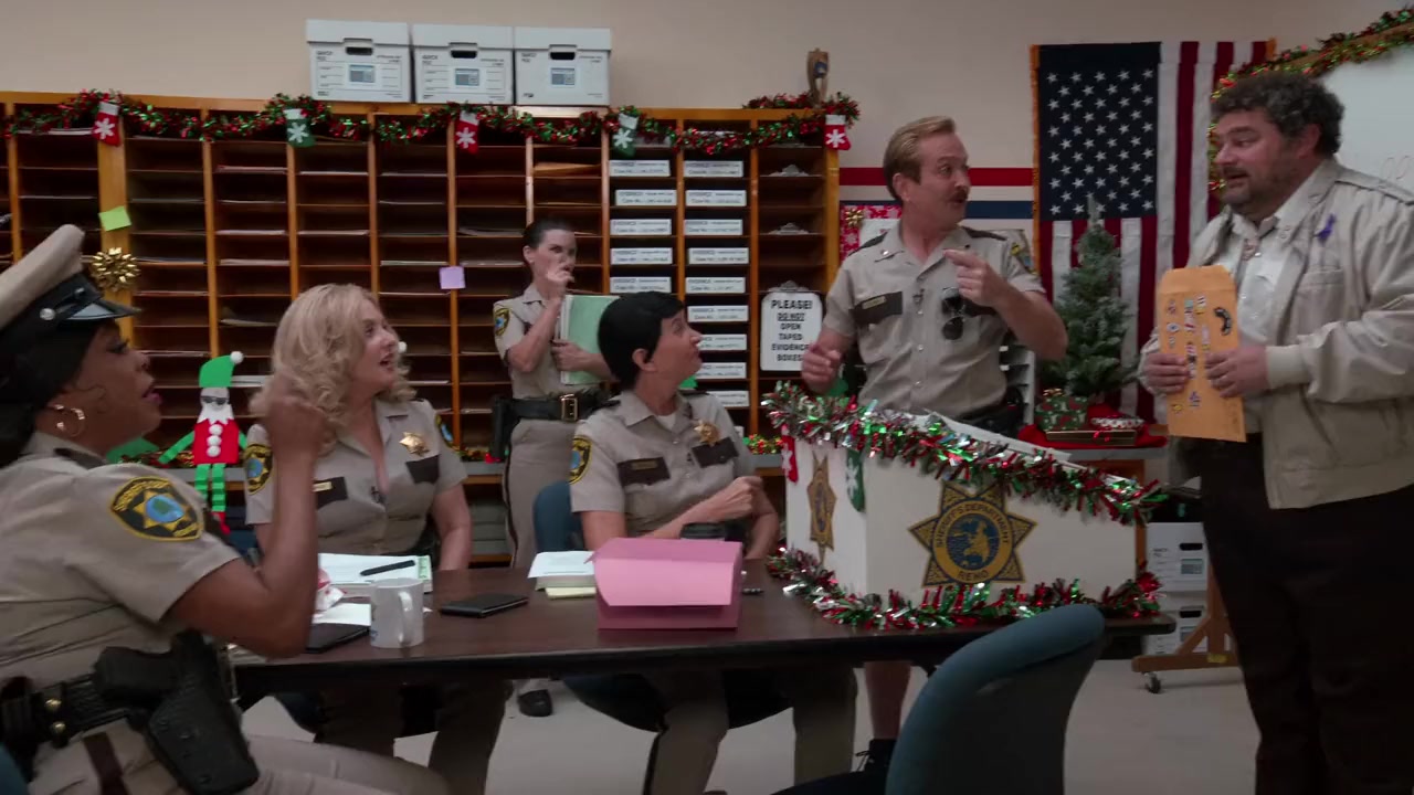 Reno 911!: It's a Wonderful Heist screenshot 3
