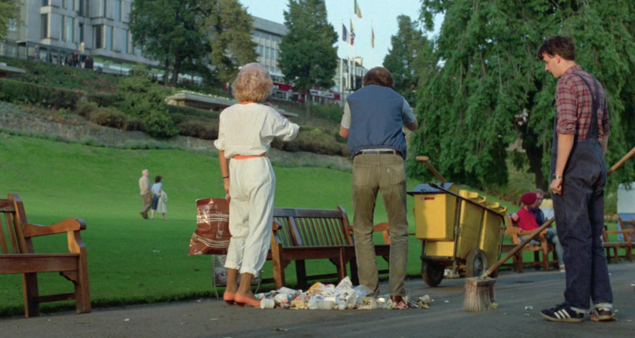 Restless Natives screenshot 1
