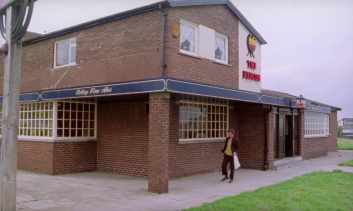 Rita, Sue and Bob Too screenshot 3