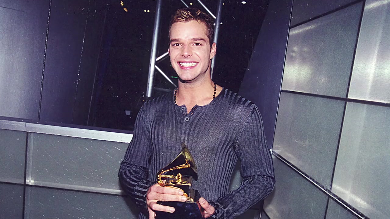 Ricky Martin: A Loco Life screenshot 1
