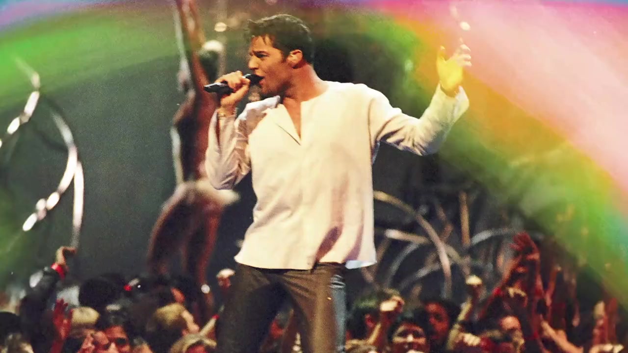 Ricky Martin: A Loco Life screenshot 2