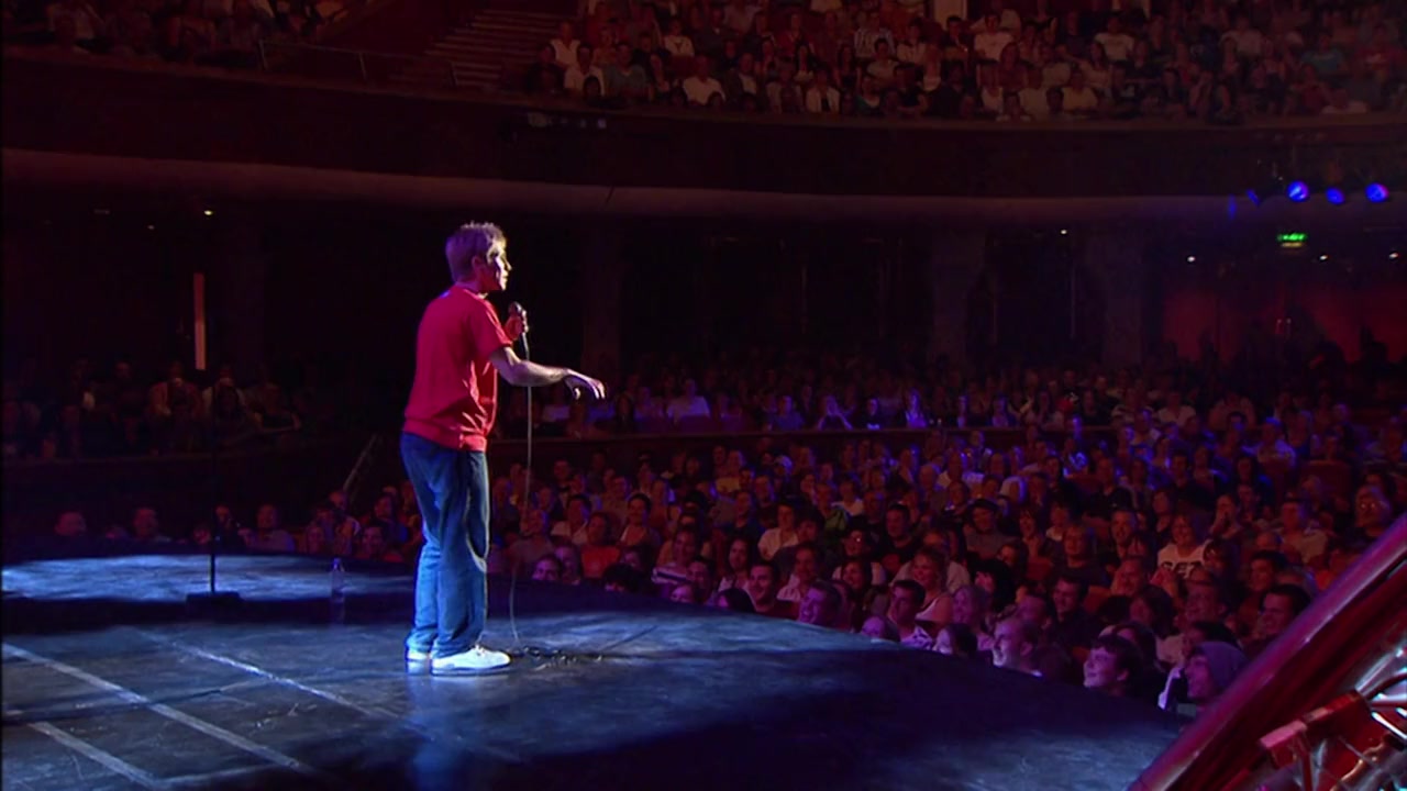 Russell Howard Live: Dingledodies screenshot 2