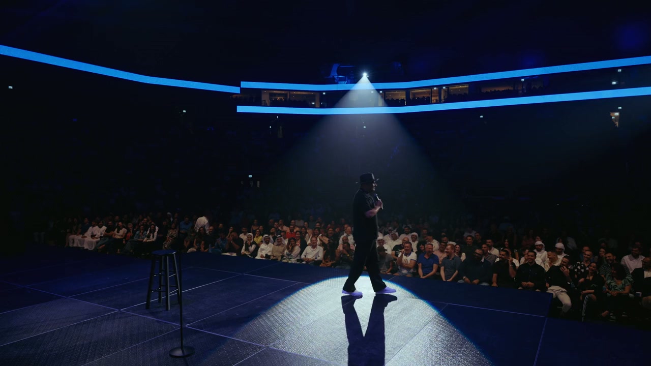Russell Peters: Act Your Age screenshot 2