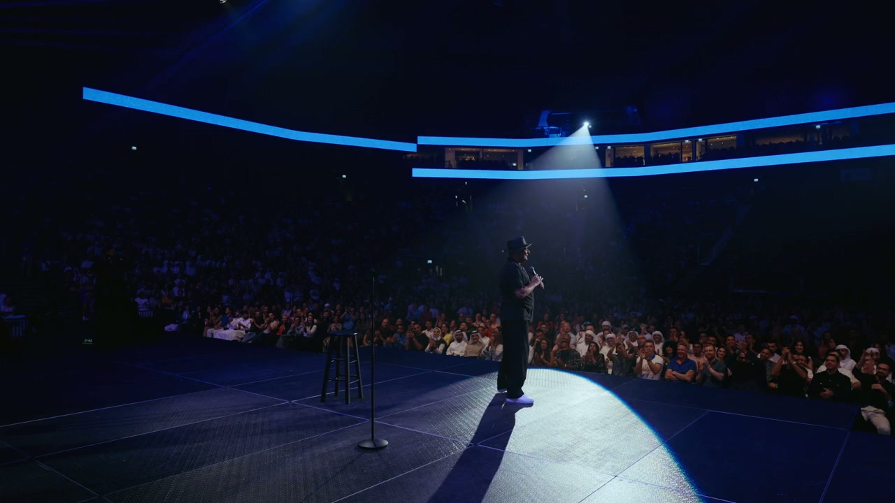 Russell Peters: Act Your Age screenshot 3