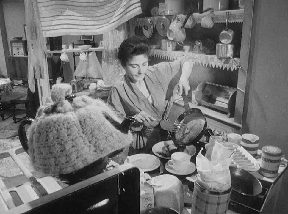 Woman in a Dressing Gown screenshot 1