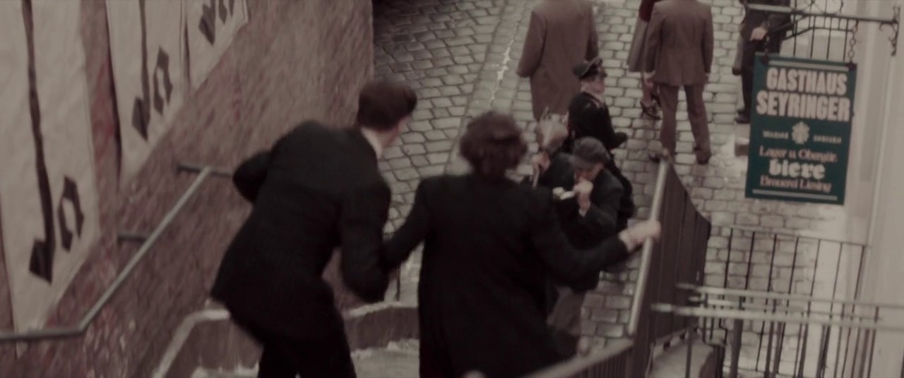 Woman in Gold screenshot 3