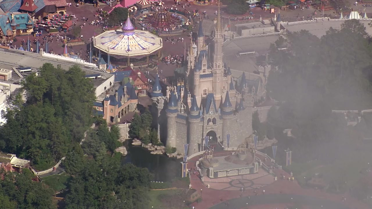 Walt's Disenchanted Kingdom screenshot 3