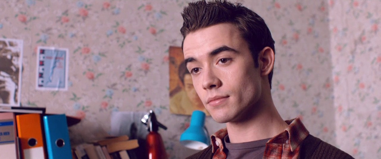 We Are the Freaks screenshot 2