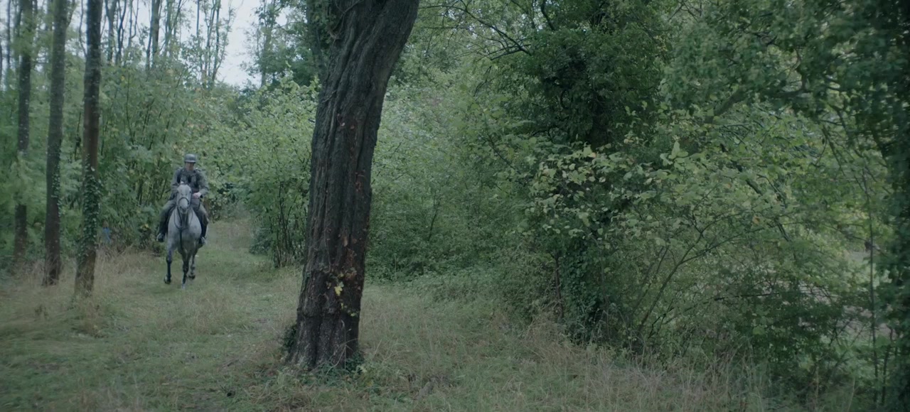 We Go in at Dawn screenshot 1