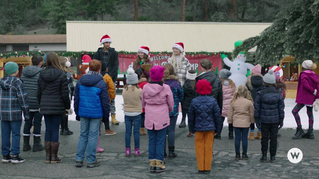 We Need a Little Christmas screenshot 2