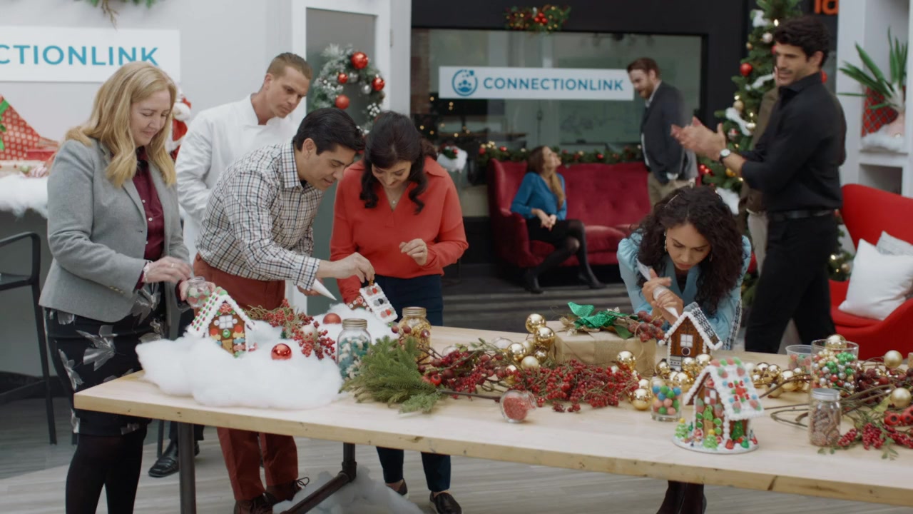 Well Suited for Christmas screenshot 2