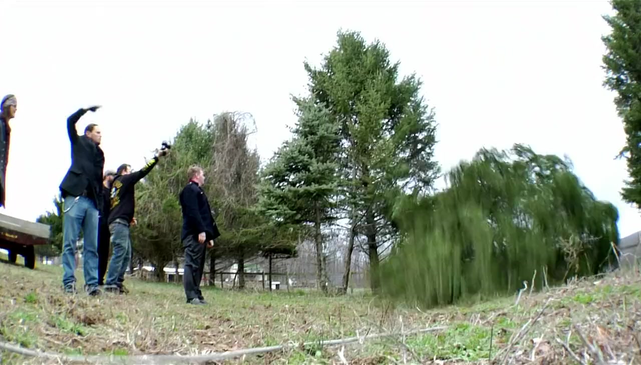 Bam Margera Presents: Where the #$&% Is Santa? screenshot 2