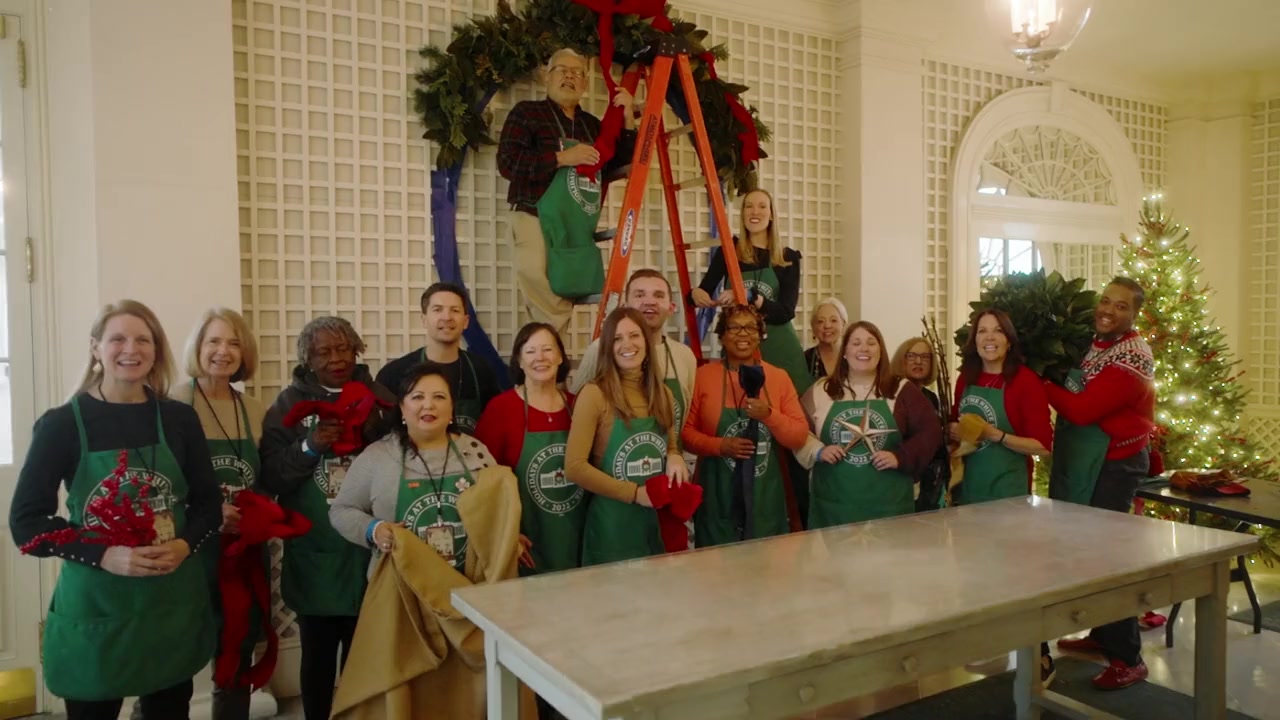 White House Christmas 2021 screenshot 2