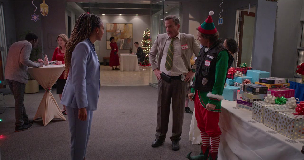 Who Killed Santa? A Murderville Murder Mystery screenshot 1