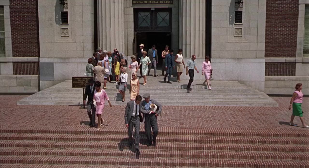 Who's Minding the Mint? screenshot 1