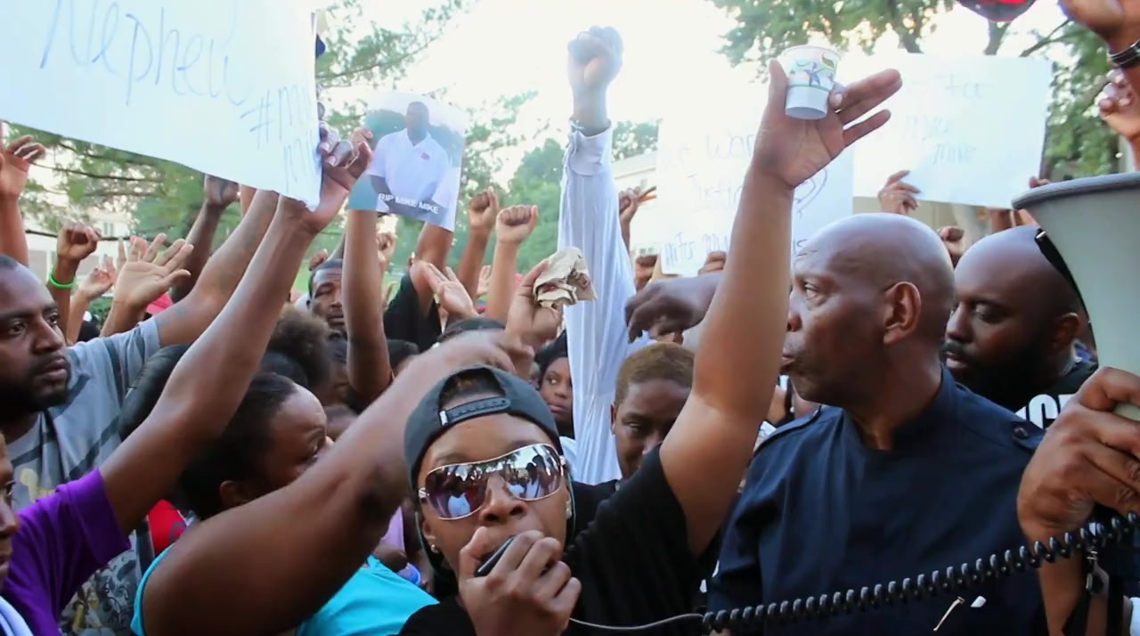 Whose Streets? screenshot 2