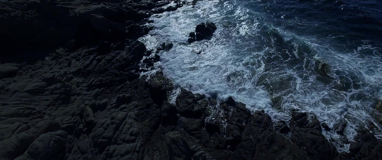 With a Kiss I Die screenshot 1