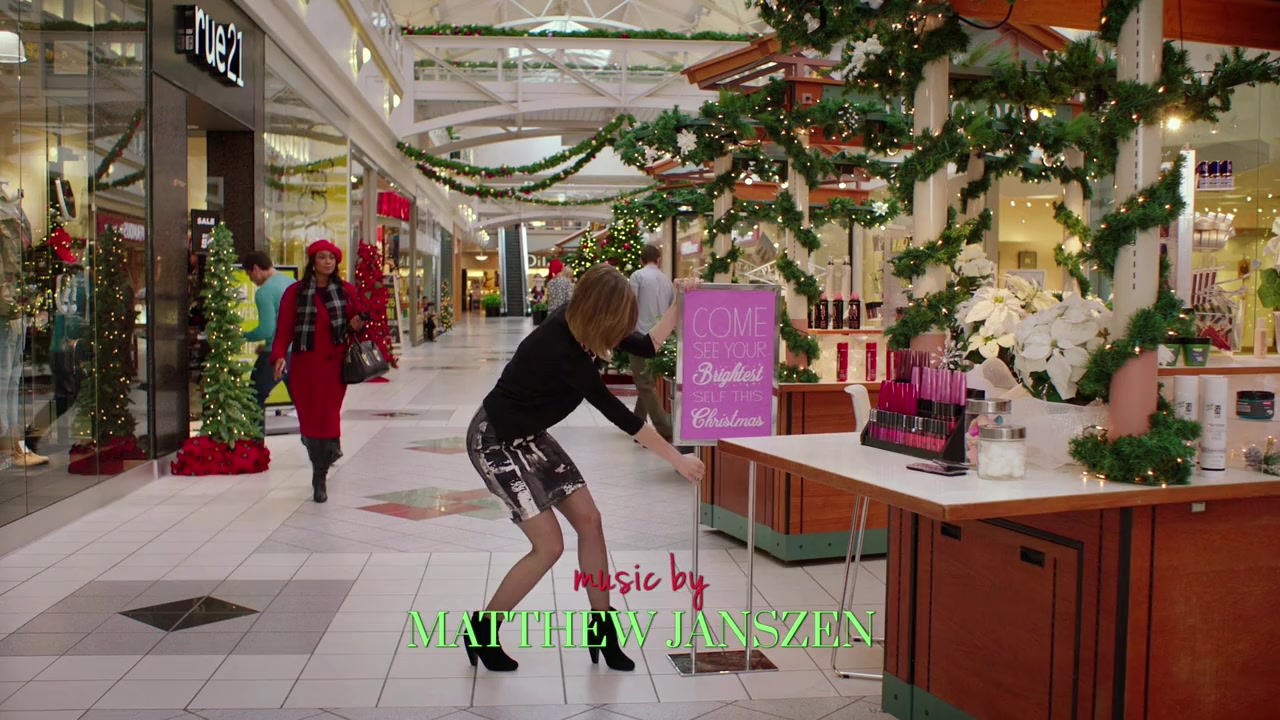 Wrapped Up in Christmas screenshot 1