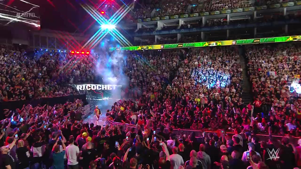 WWE Money in the Bank screenshot 1