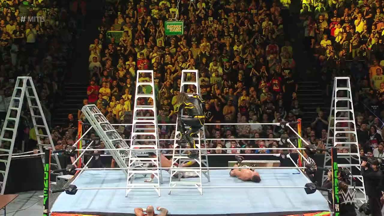 WWE Money in the Bank screenshot 2